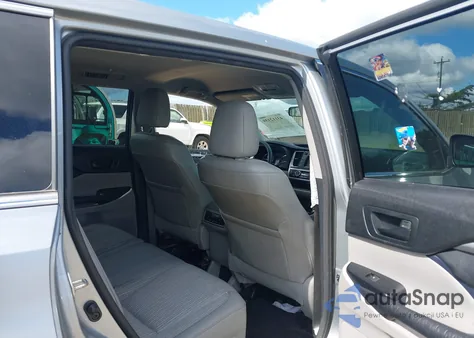 2015 Toyota Highlander Le Plus V6 из США, поврежденный, VIN 5TDZKRFHXFS102852